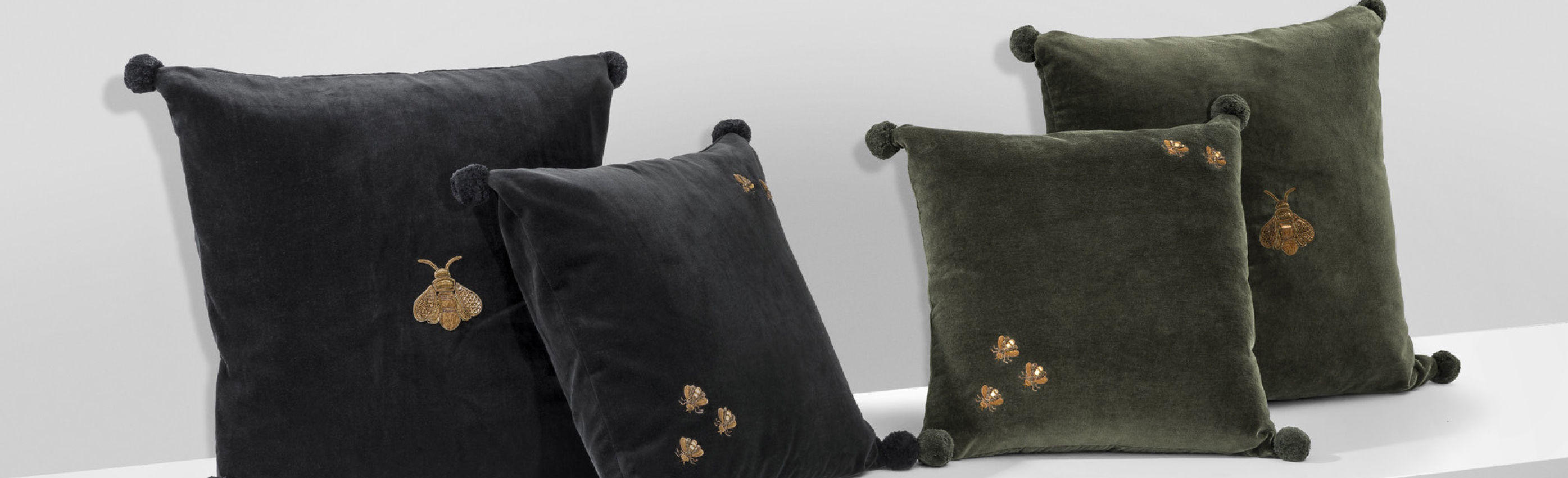 Pillows, plaids & home textiles